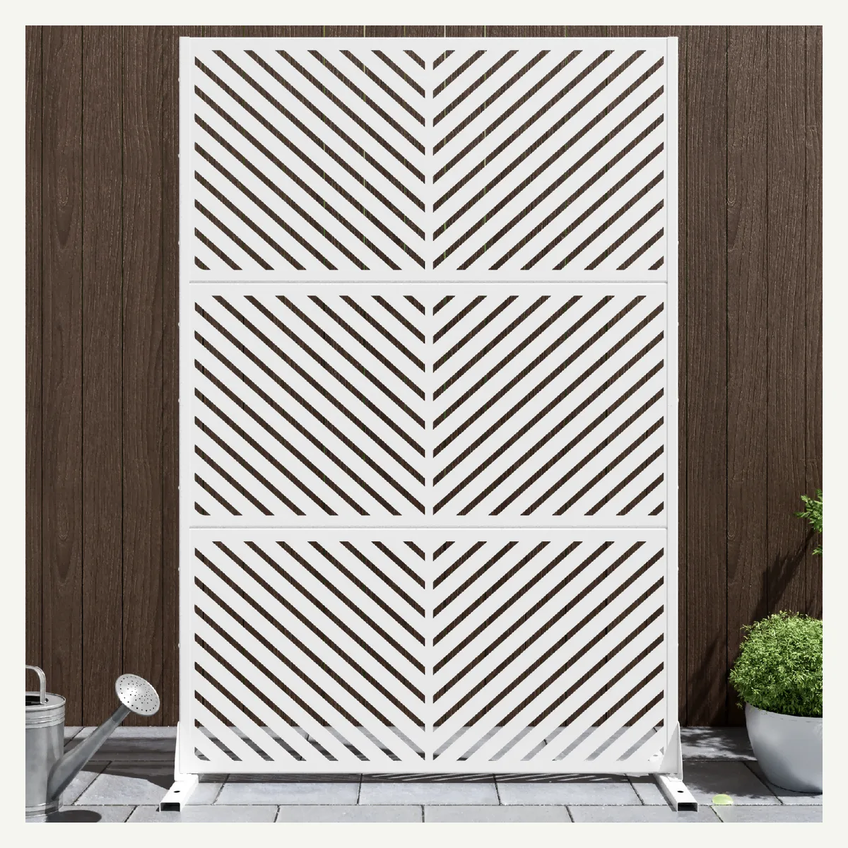Chevron Outdoor Screen — light finish