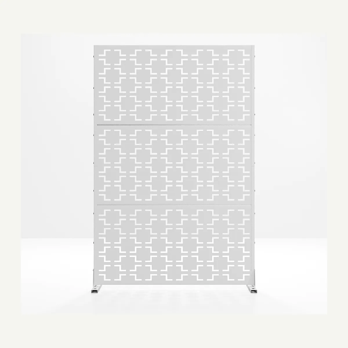 Interlocking-Cross Outdoor Screen — supplied view 2