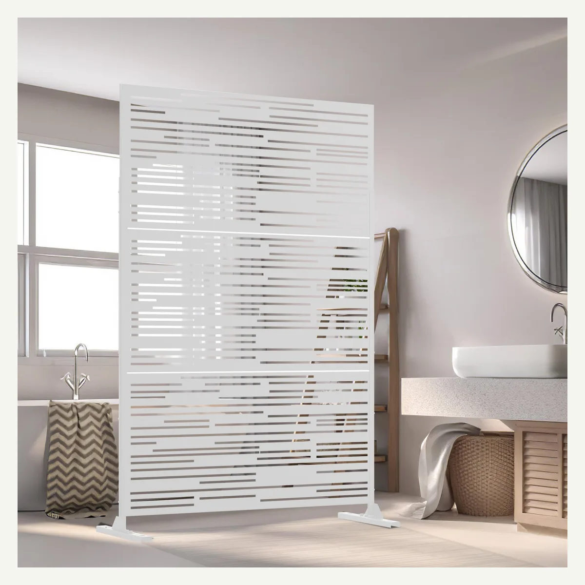 Irregular-Slat Outdoor Screen — overview