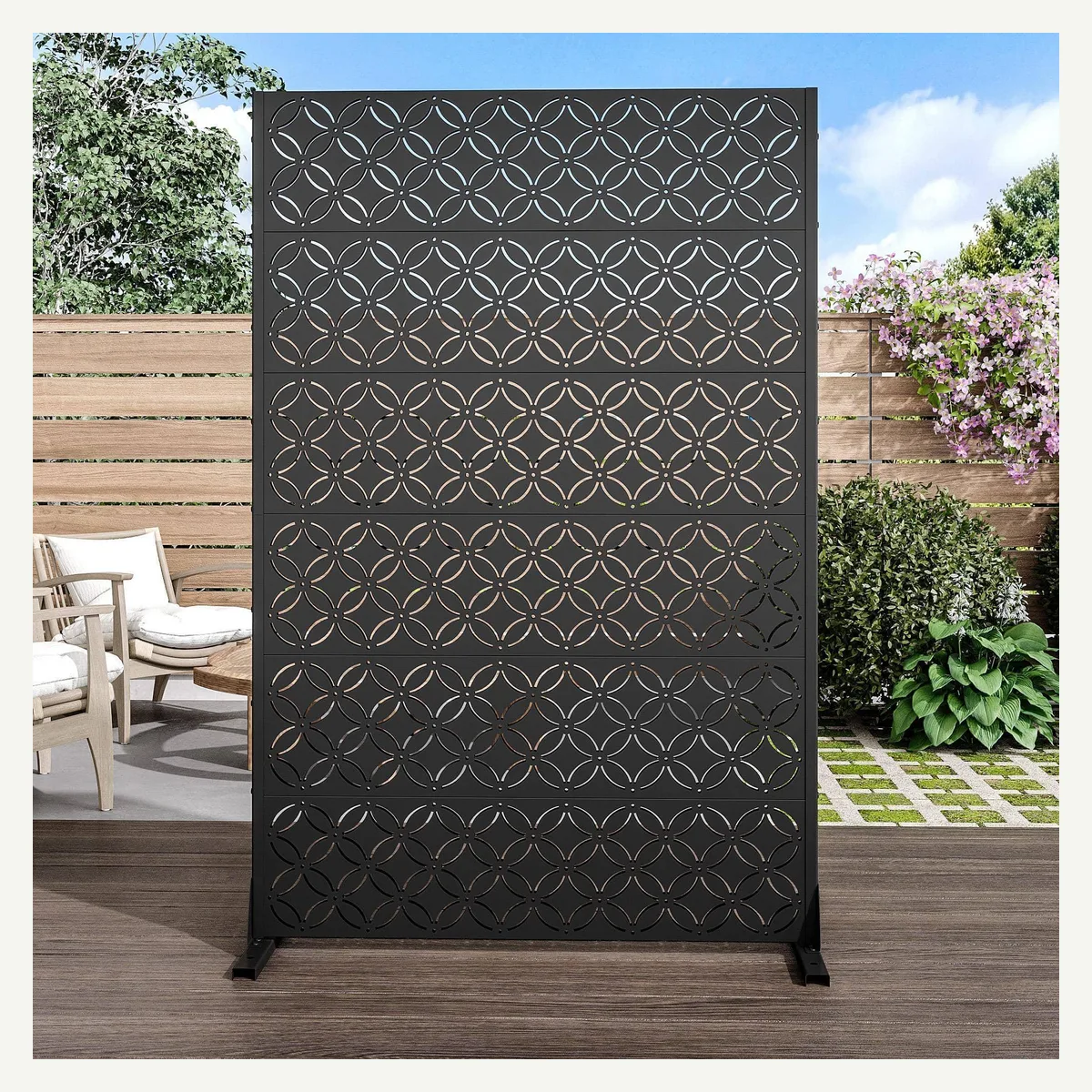 Overlapping-Petal Outdoor Screen — overview